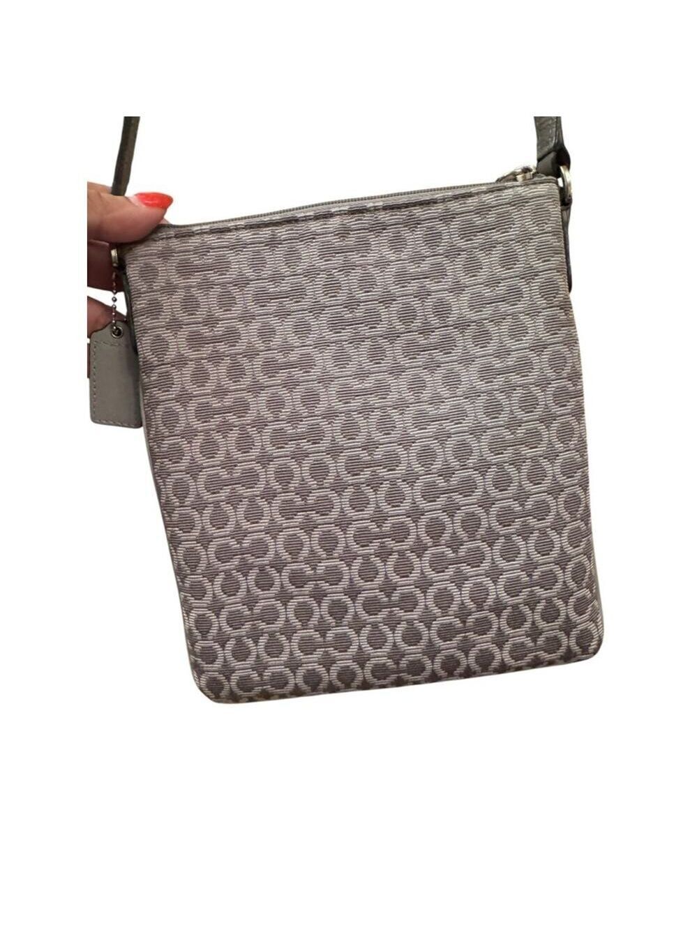 Coach Madison Op Art Needlepoint Swingpack - Picture 5 of 15